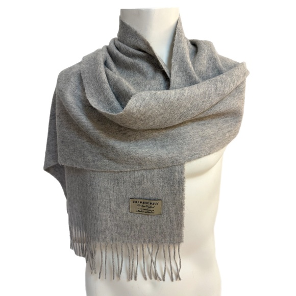 Burberry Accessories - Burberry 🇬🇧 100% Cashmere Scarf – Made in Scotland – Light Grey - 12" x 66"